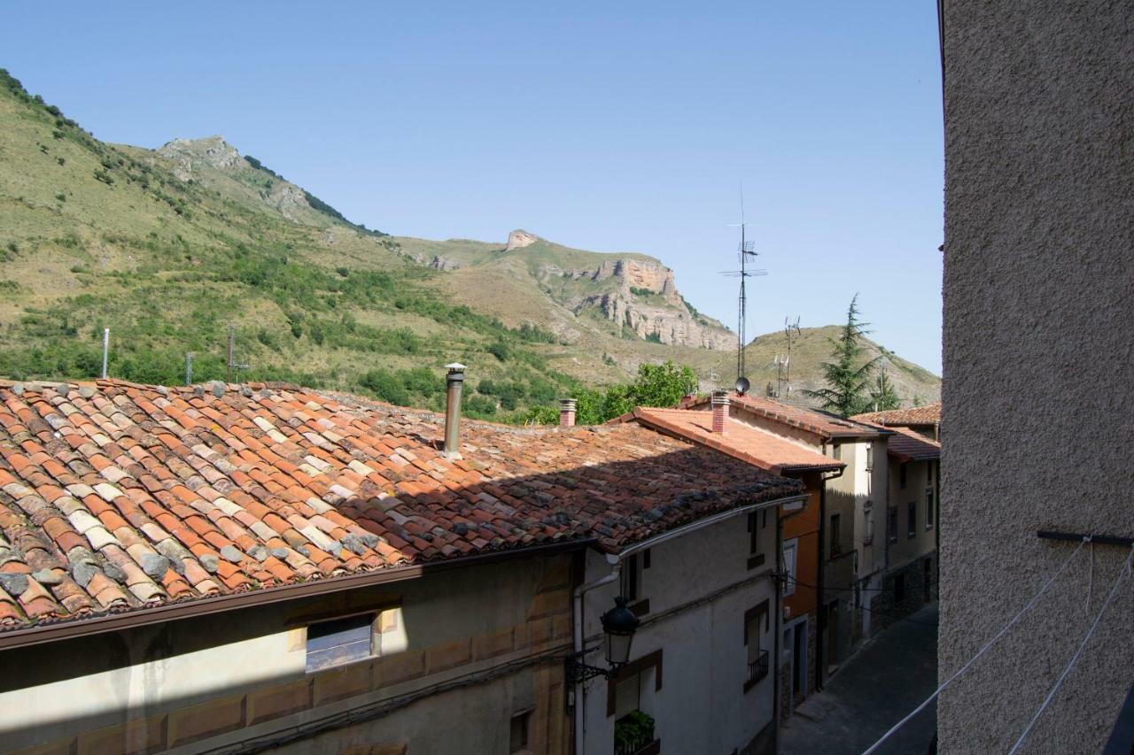 Tres Puentes Anguiano Apartamentos Y Hostal Exteriör bild