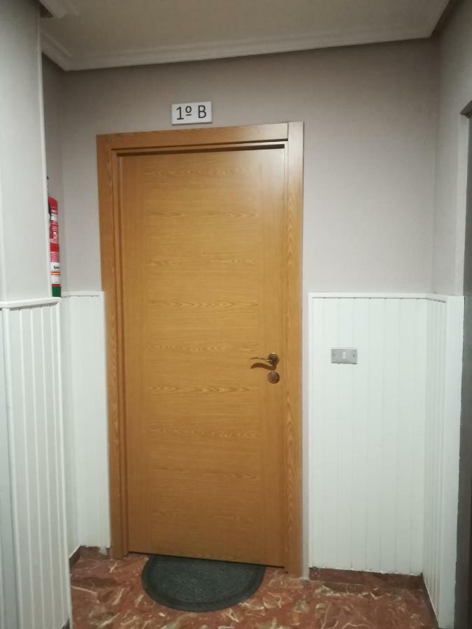 Tres Puentes Anguiano Apartamentos Y Hostal Exteriör bild