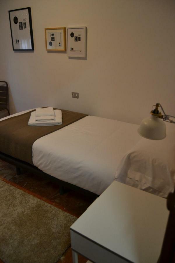 Tres Puentes Anguiano Apartamentos Y Hostal Exteriör bild